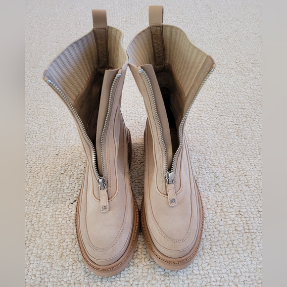 Sam Edelman Leone Leather Lug Chunky Sole Chelsea Boots Size 8.5M Suede. - Picture 9 of 13